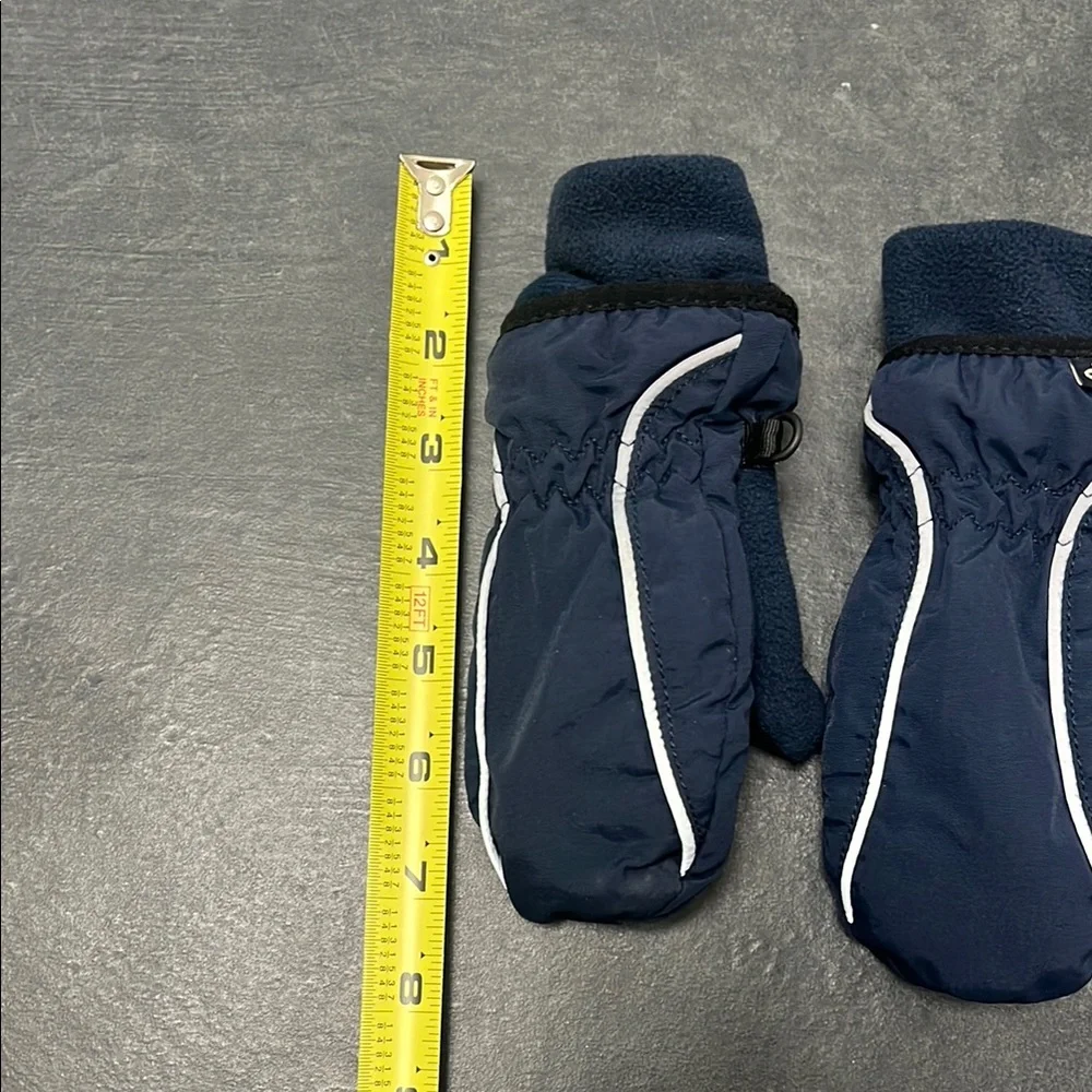 GAP toddler Navy Blue snow Mittens size s/m (2-3 years)